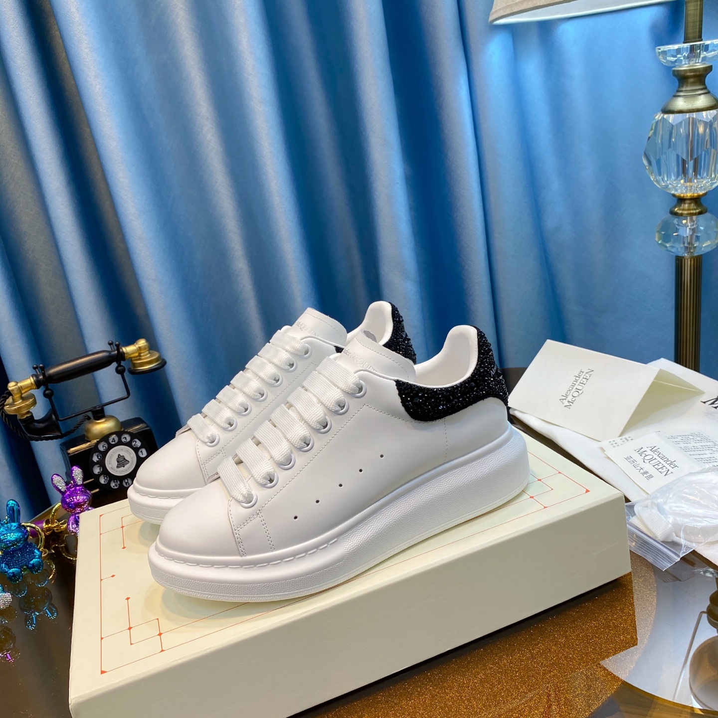 Alexander McQueen Oversized Sneaker White/Black