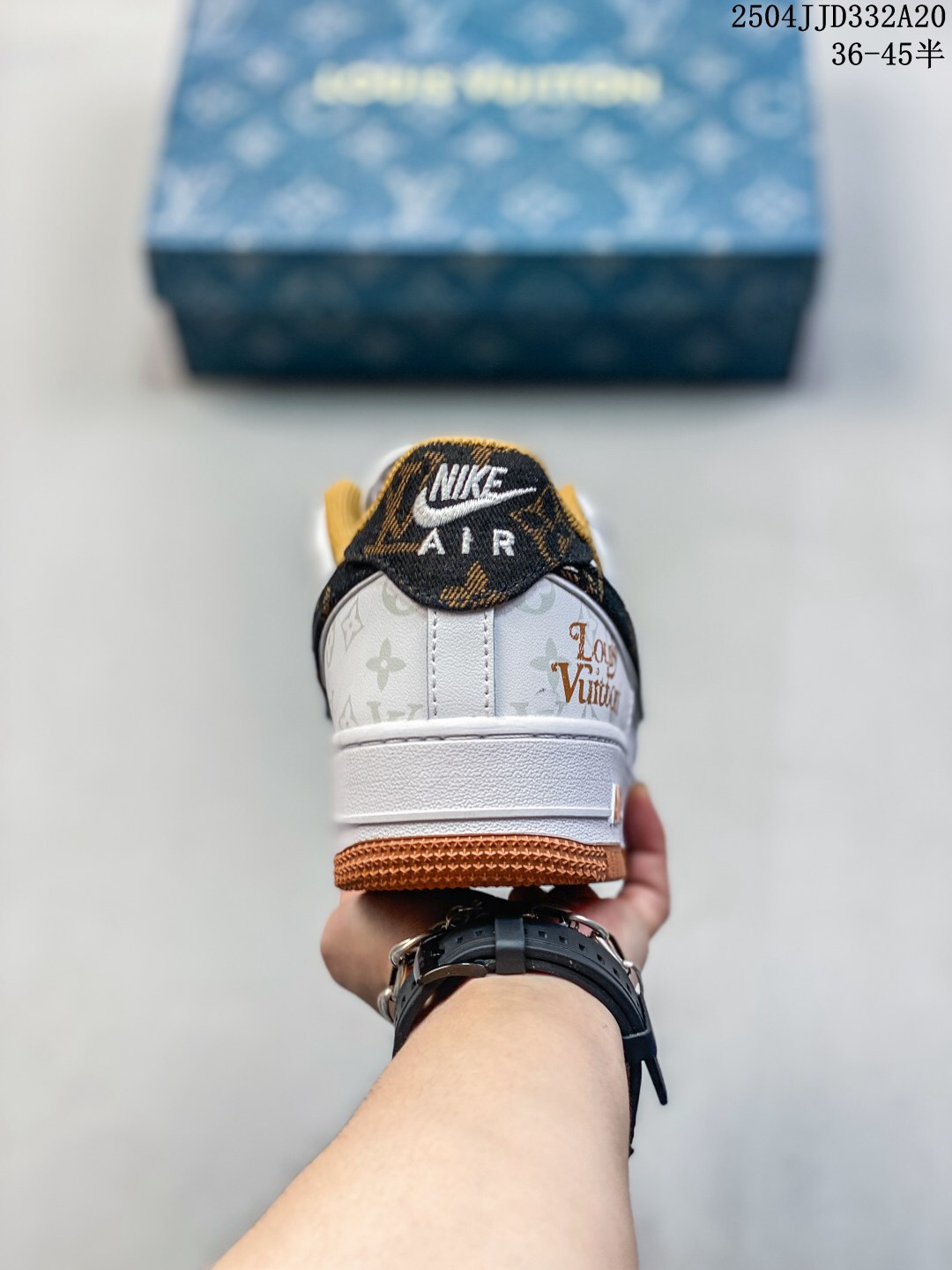 Nike Air Force 1 '07 Low Monogram Sneakers White/Brown
