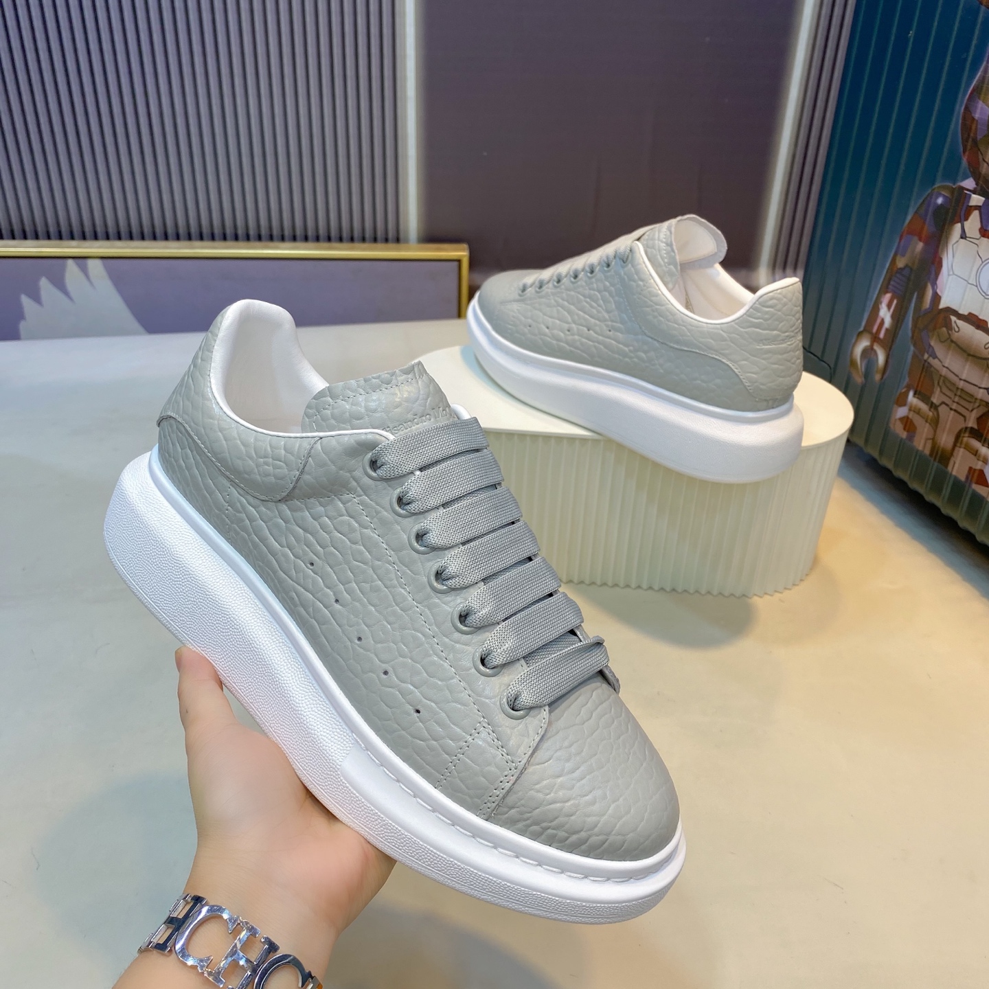 Alexander McQueen Chunky Sneakers Grey
