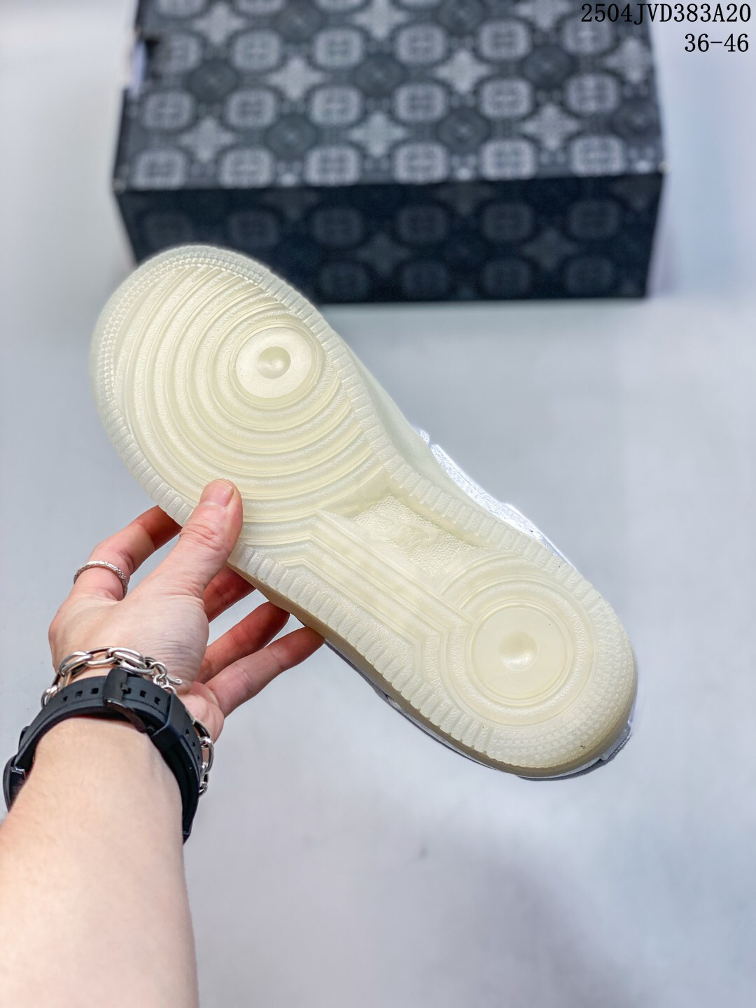 Nike Air Force 1 '07 Low Lace Sneakers White