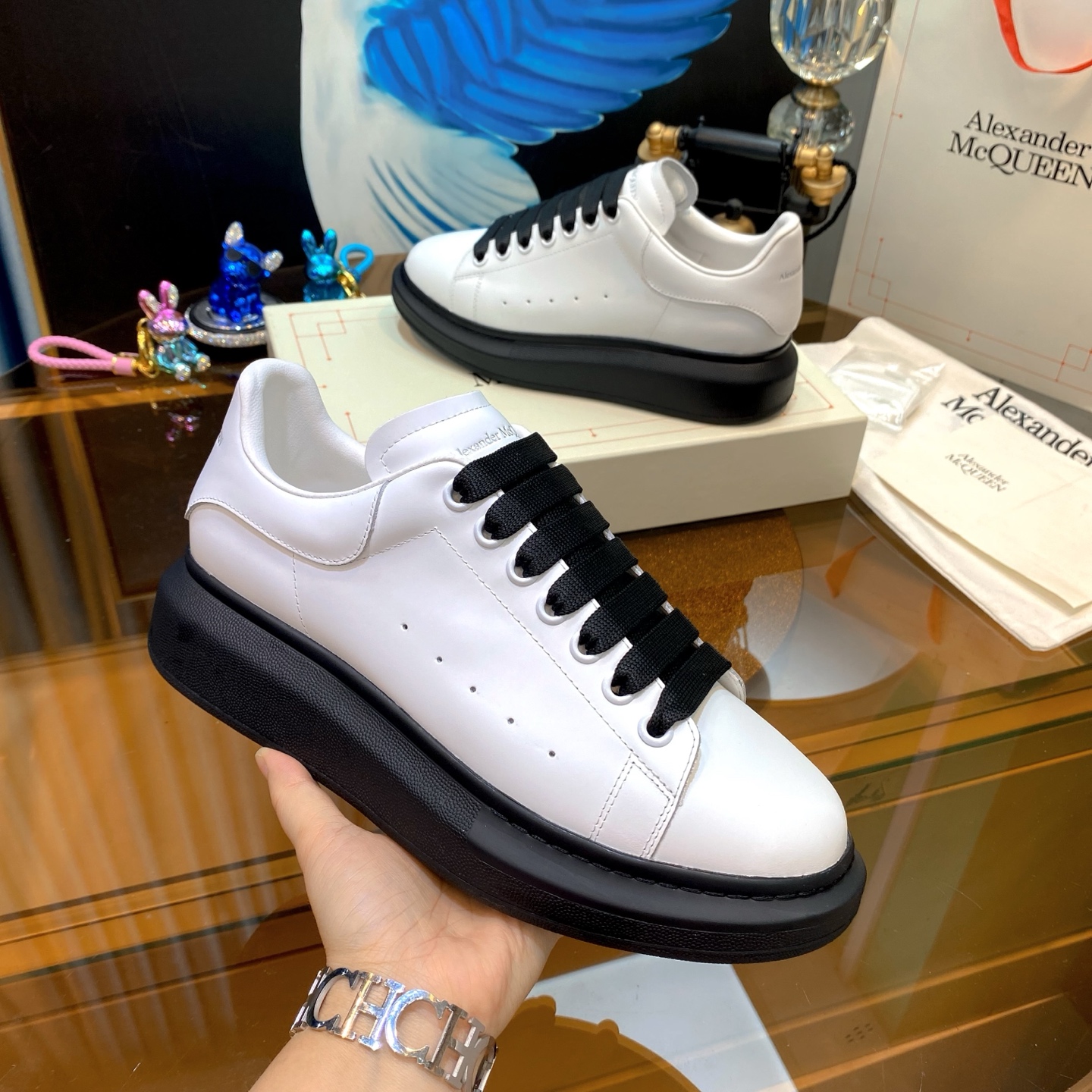 Alexander McQueen Oversized Sneakers White/Black