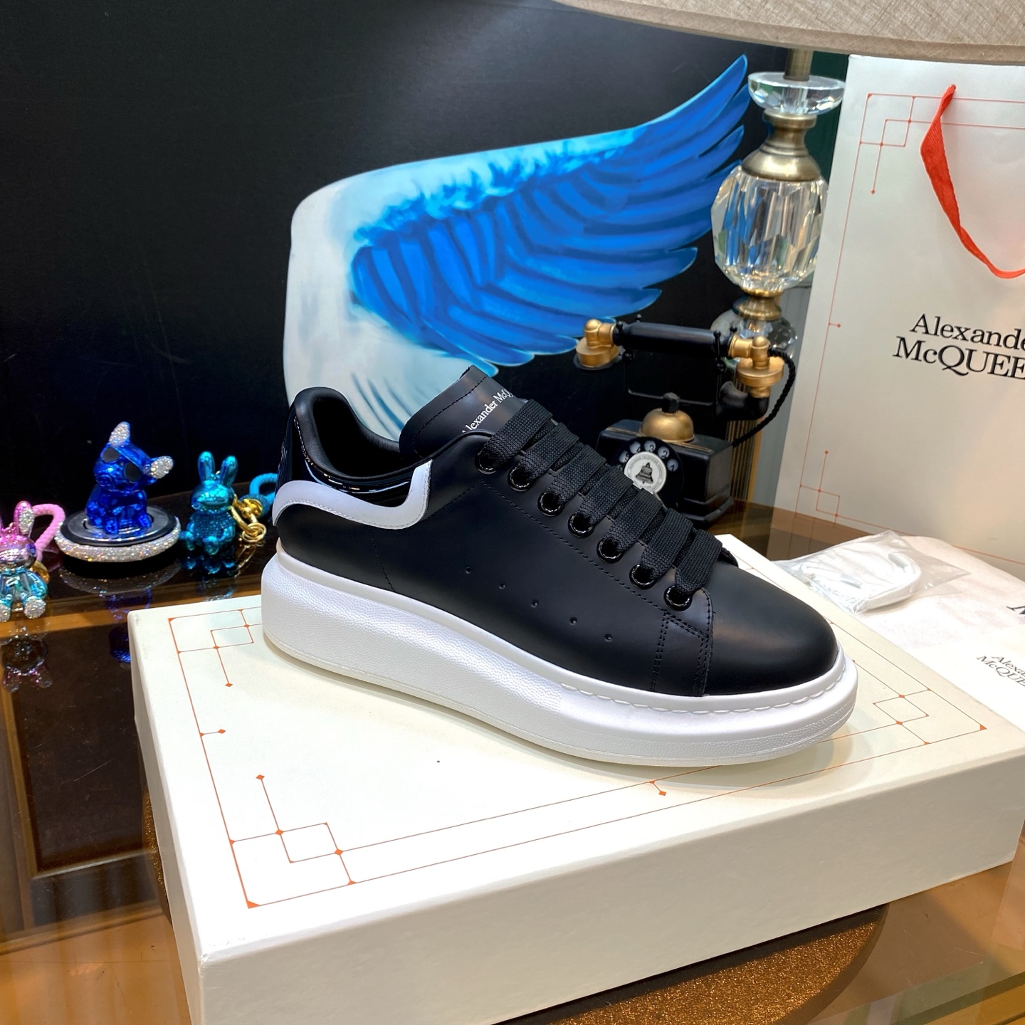 Alexander McQueen Oversized Leather Sneakers Black/White
