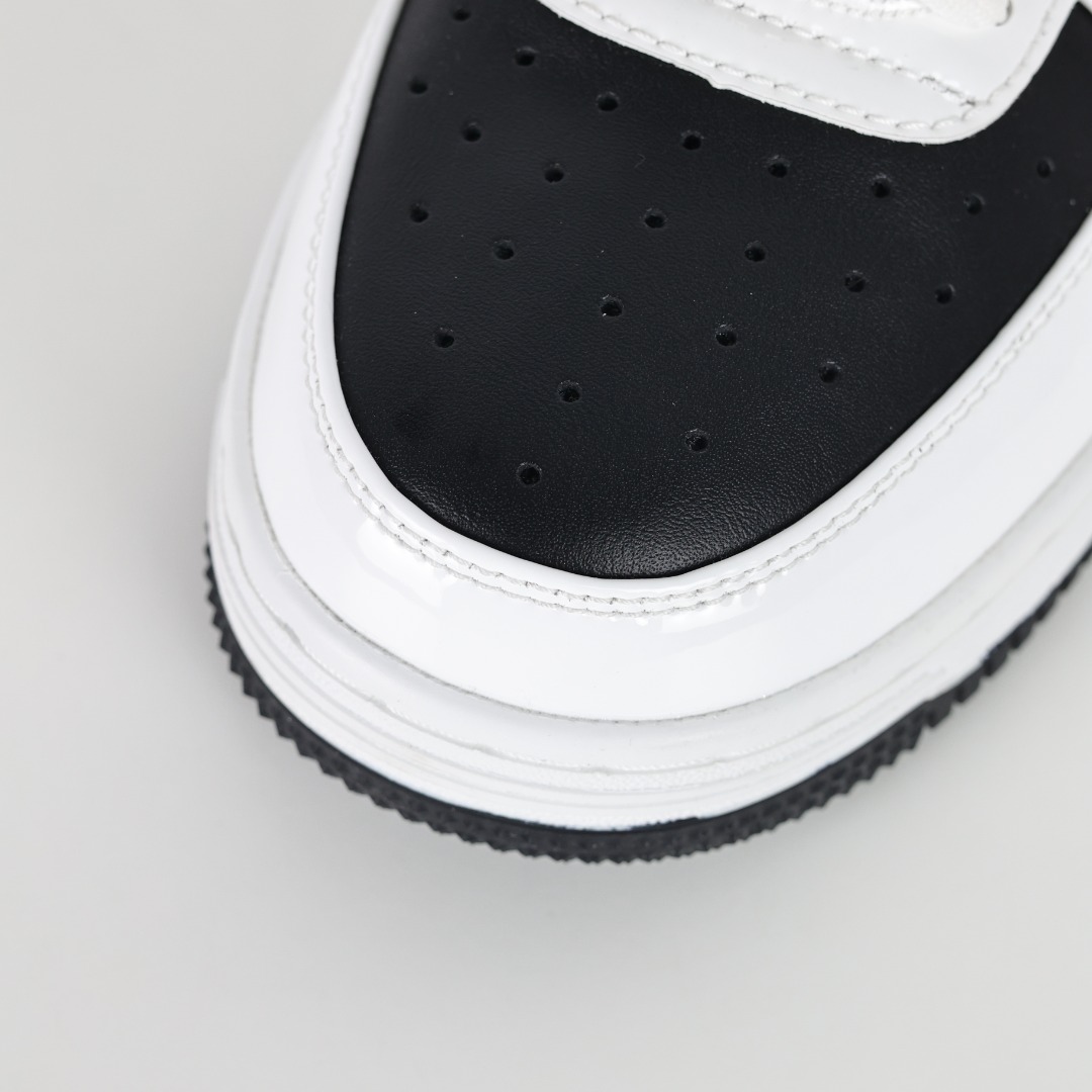 A Bathing Ape BAPE STA Low-Top Sneakers Black/White