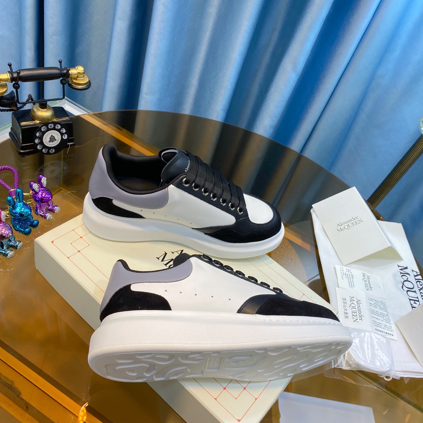 Alexander McQueen Oversized Sneaker White/Black/Grey