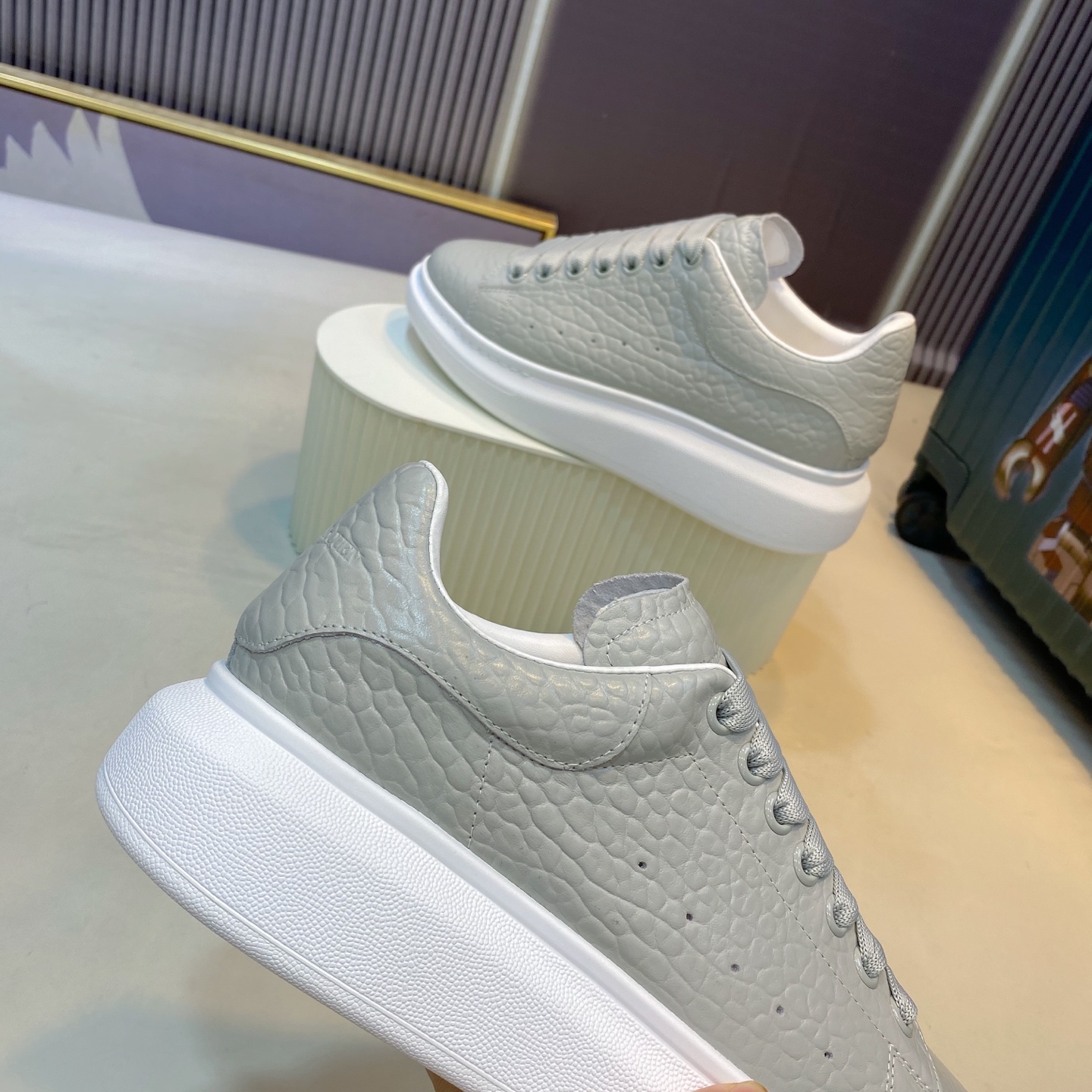 Alexander McQueen Chunky Sneakers Grey