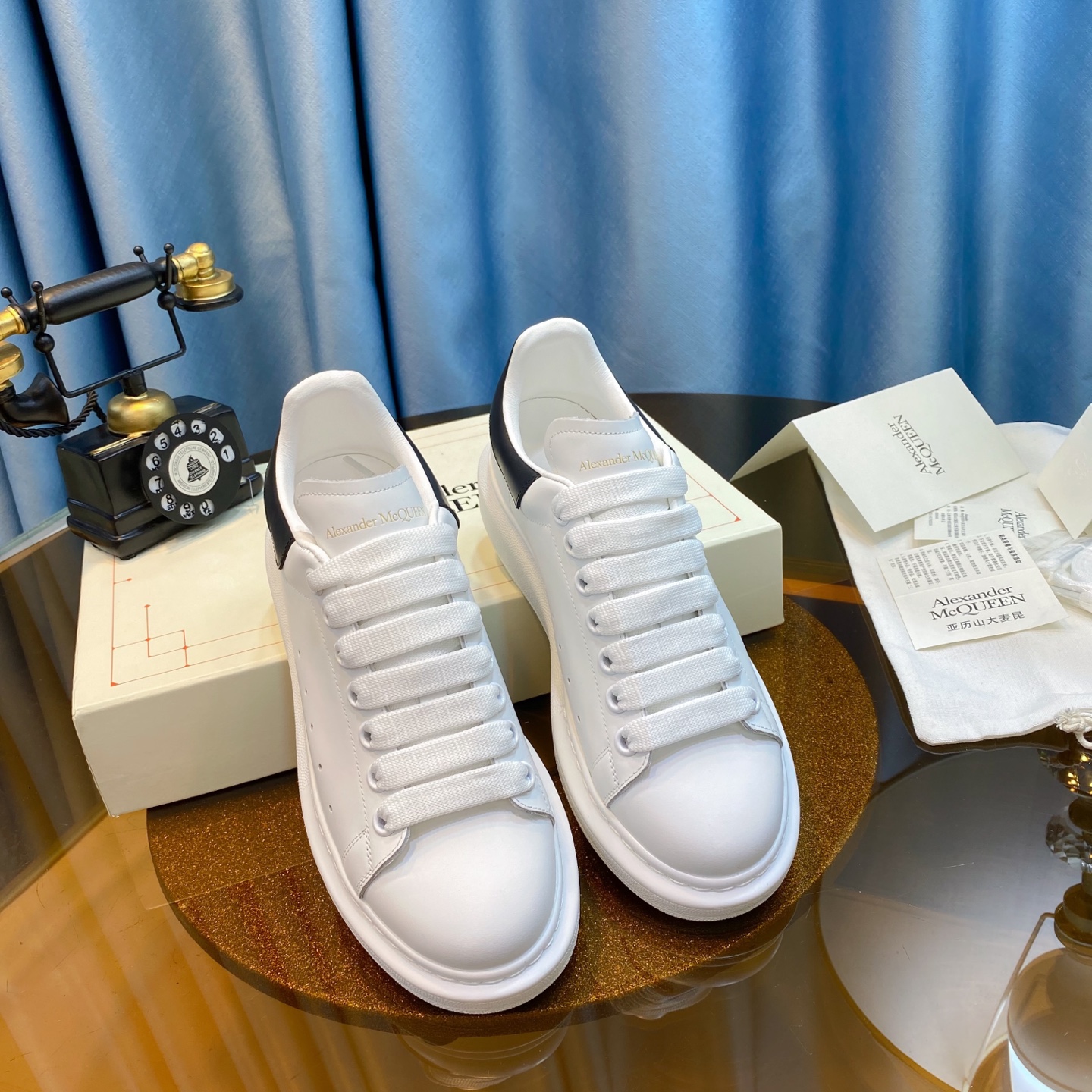 Alexander McQueen Oversized Sneakers White/Black